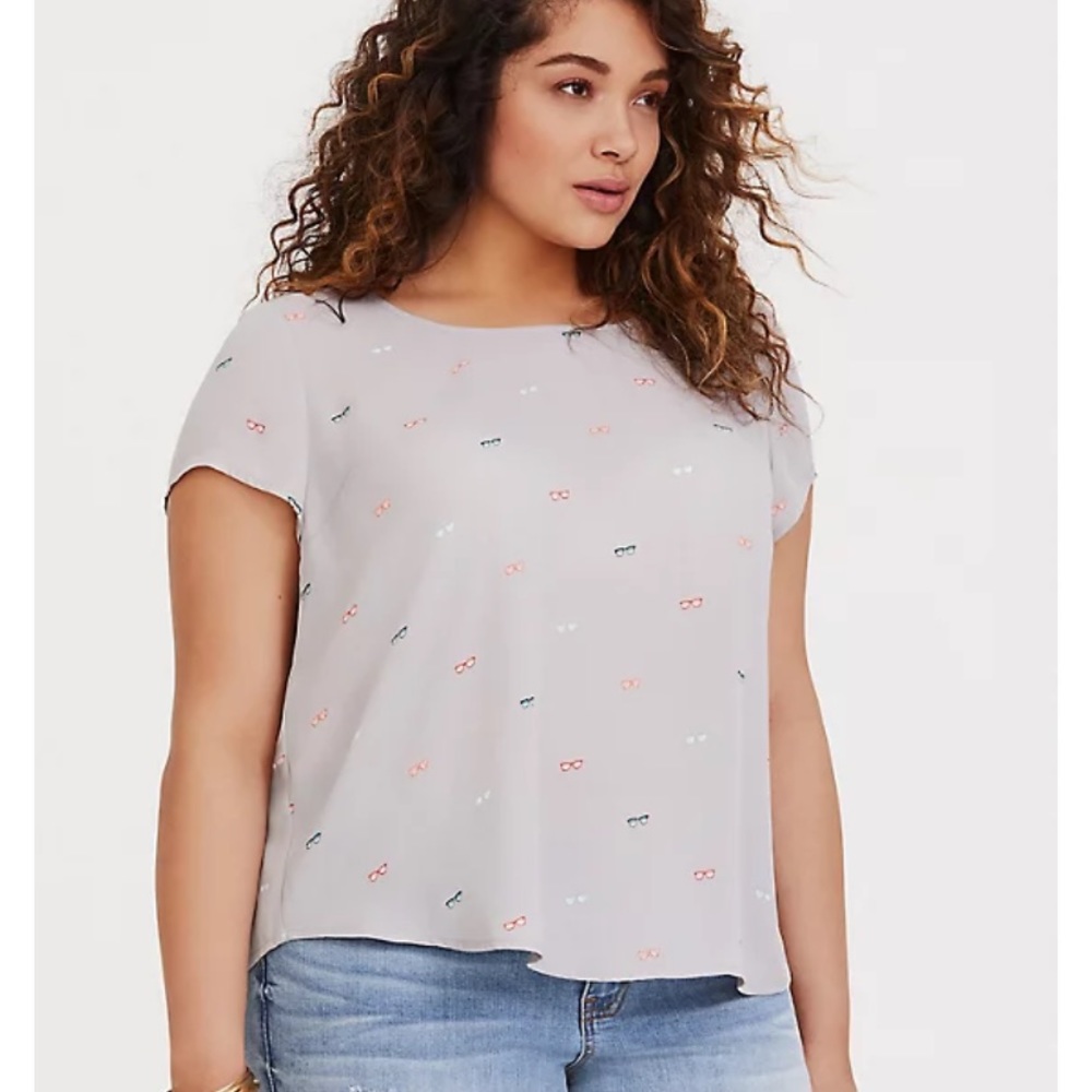 Blouse never used but does not have the tags